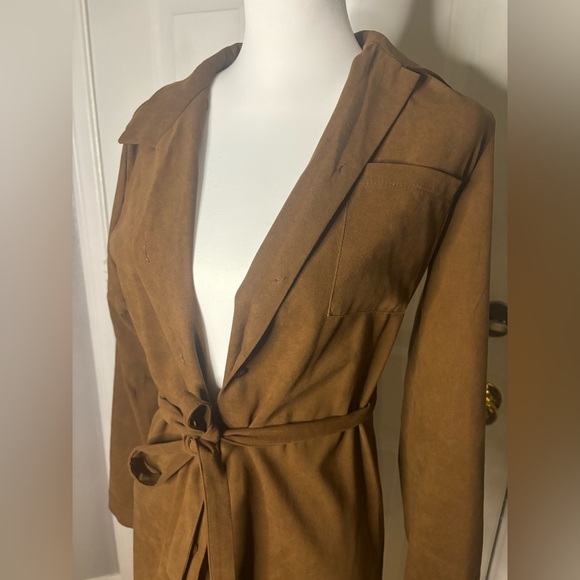 Ordinary holiday | EUC size sm-med | chocolate brown faux suede trench coat - Picture 3 of 9